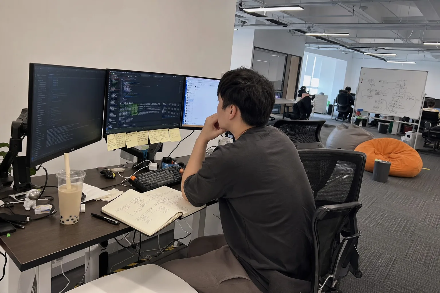 企业 AI Agent 怎么上线前评估?5 类红队测试 + 8 个能跑通的指标