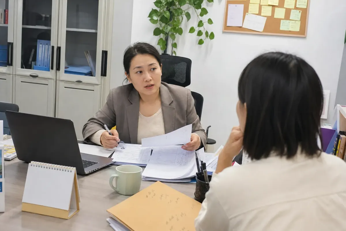 HR 系统/人事软件怎么选？中小企业别为用不上的功能买单